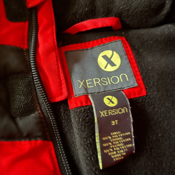 Xersion 3t red black puffer coat worn 3x - Picture 2 of 3